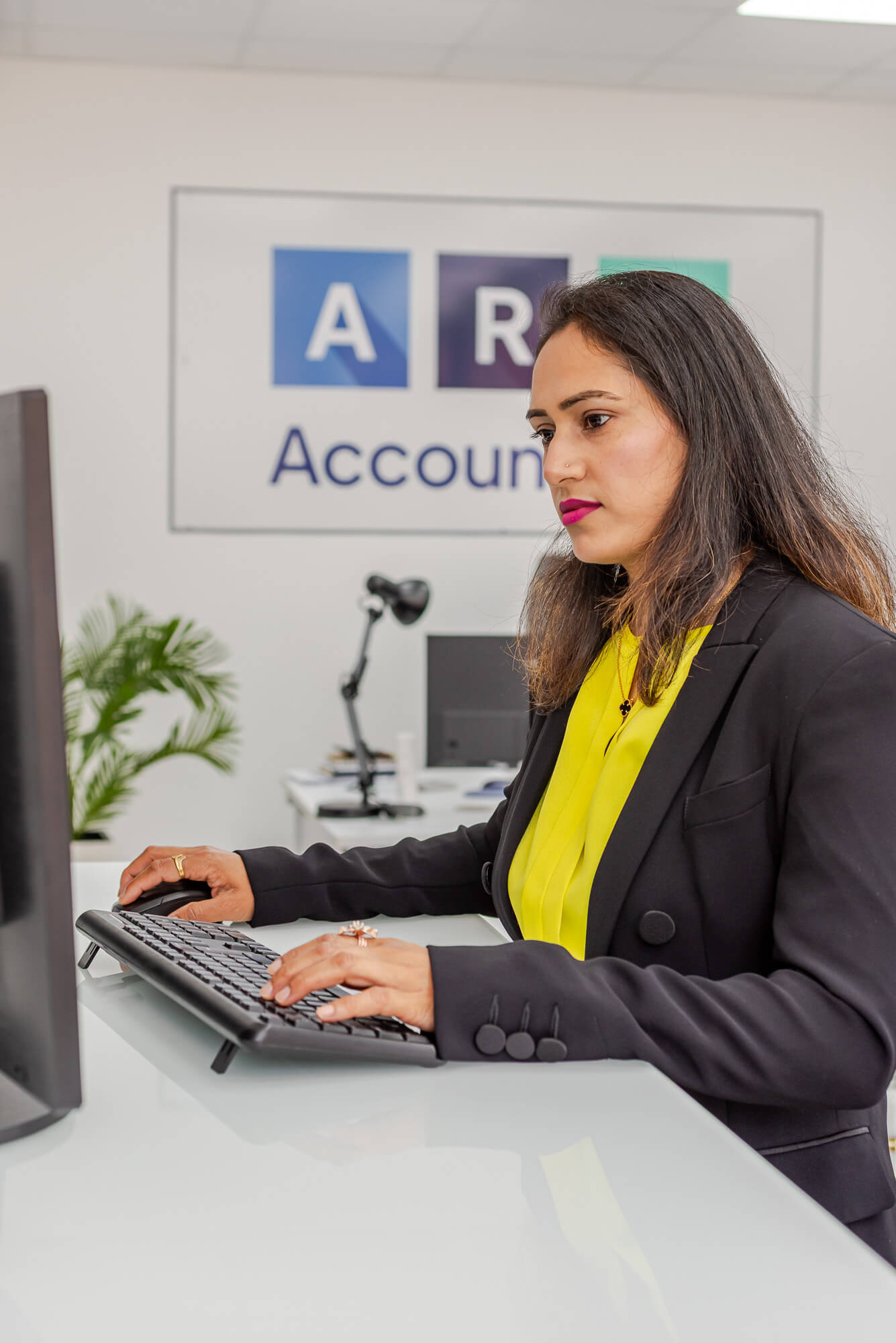 Experienced bookkeeping team